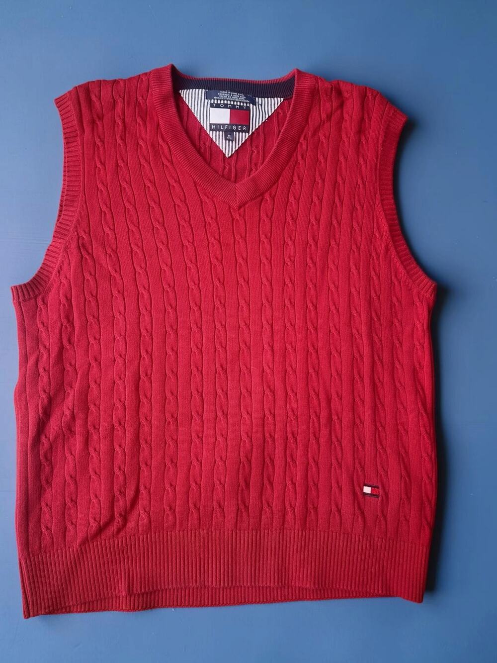 Vintage 90s Tommy Hilfiger Sweater Vest Mens M Red Cable Knit Flag Hong Kong